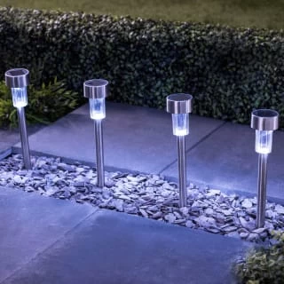 Eveready Mini Solar Lighting Posts 8pk - Colour Changing - Image 2